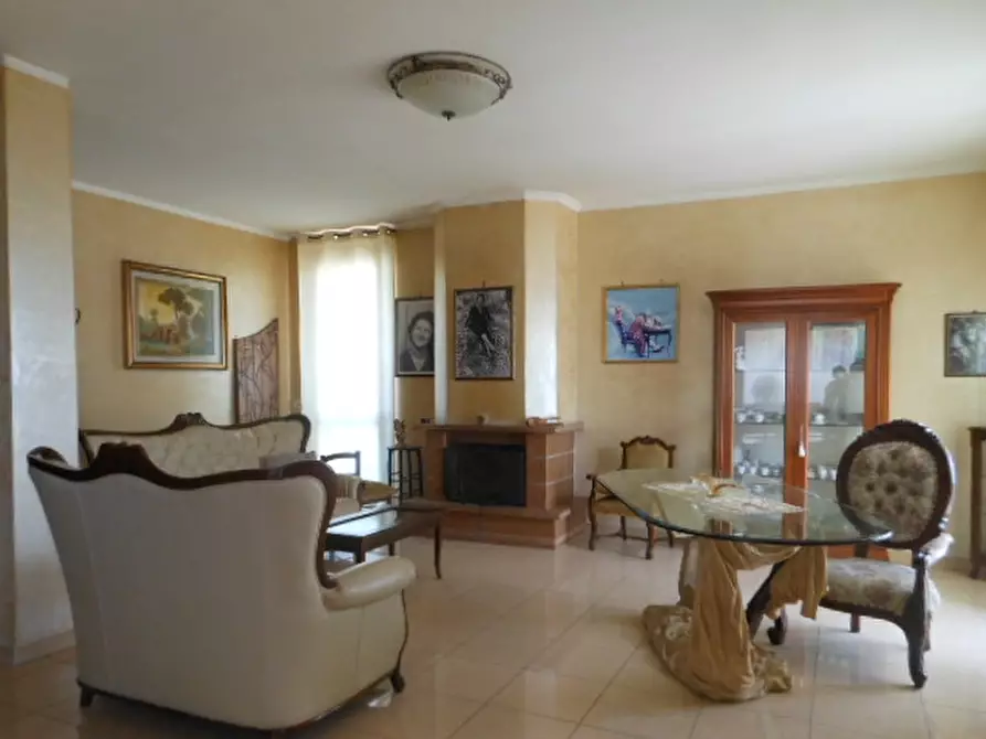 Immagine 2 di Appartamento in vendita  a Vairano Patenora
