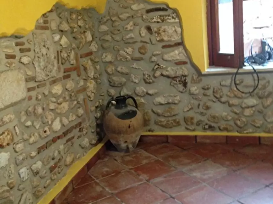 Immagine 9 di Casa indipendente in vendita  a Sant'angelo D'alife
