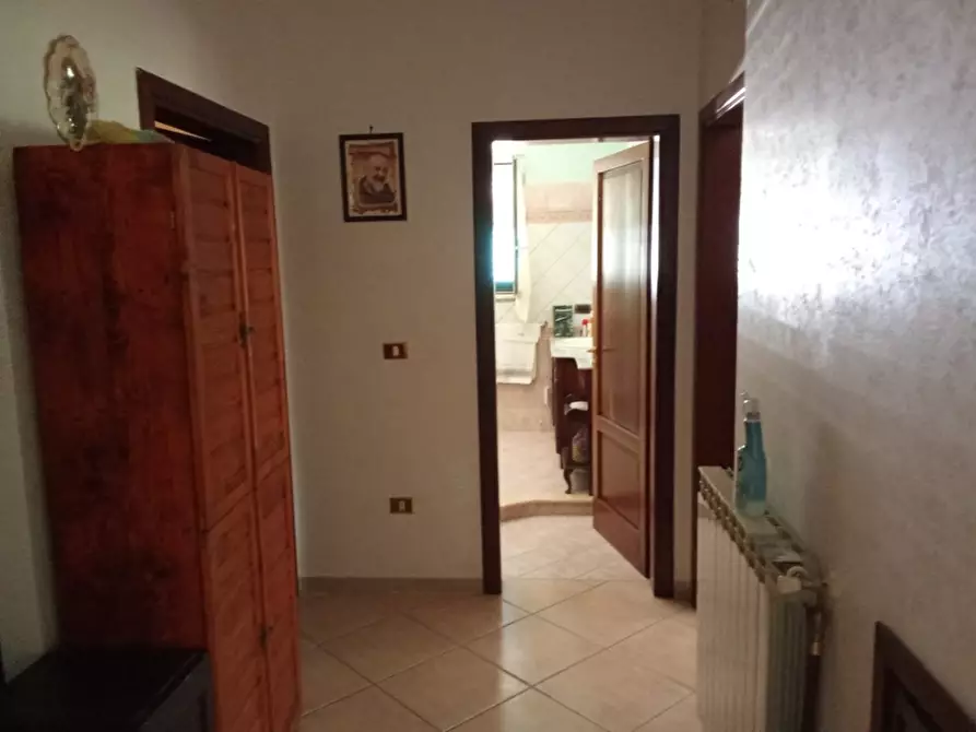 Immagine 11 di Villa in vendita  a Dragoni