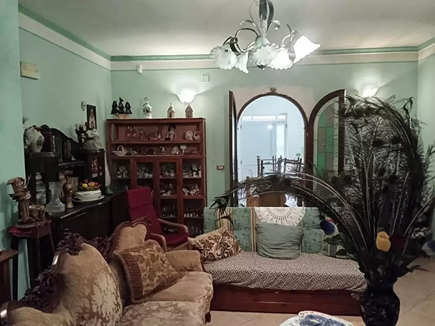 Immagine 15 di Villa in vendita  a Dragoni