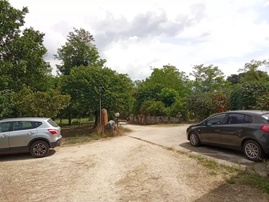 Immagine 27 di Villa in vendita  a Dragoni