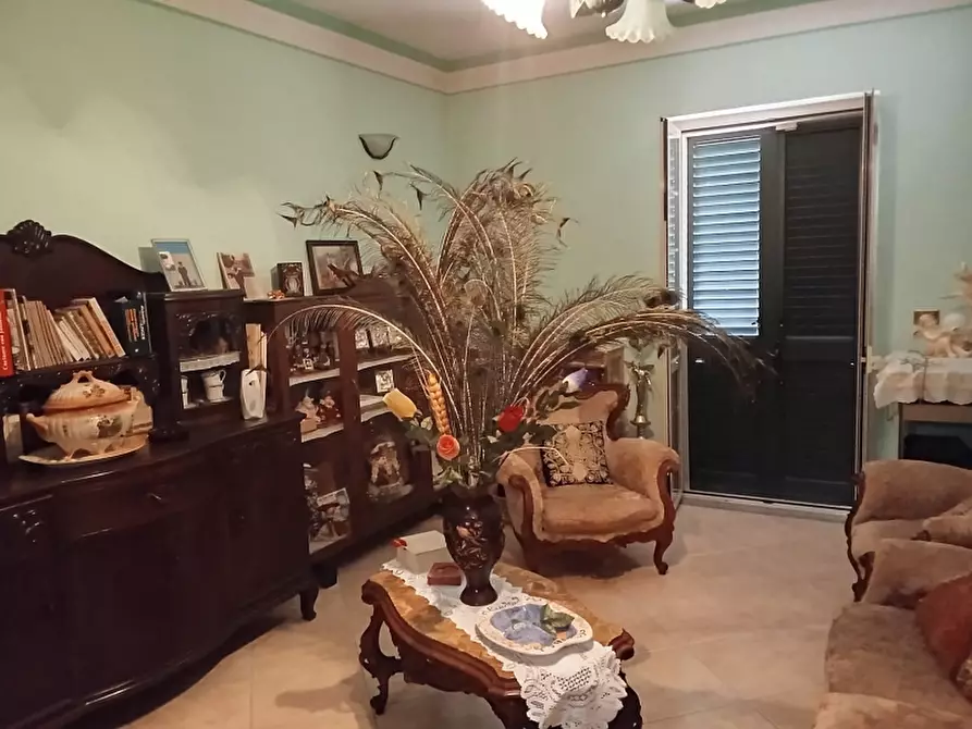 Immagine 3 di Villa in vendita  a Dragoni