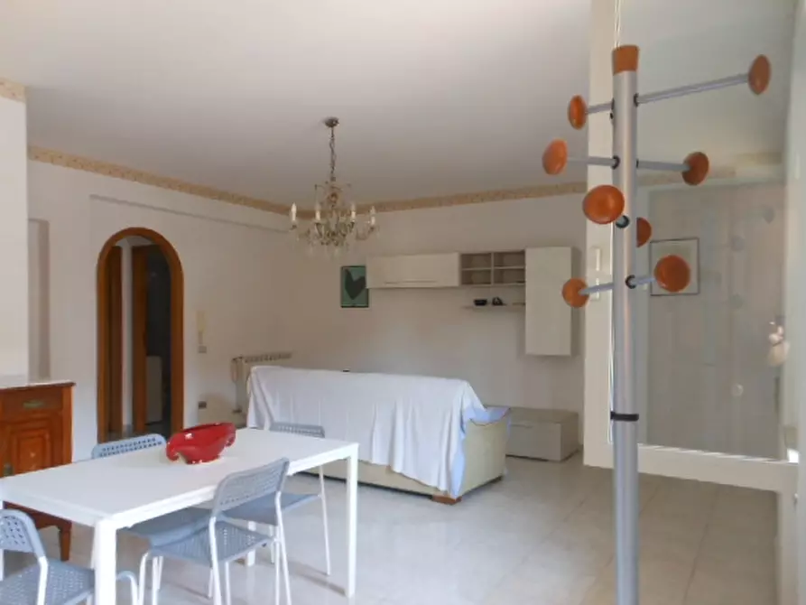 Immagine 4 di Villetta a schiera in vendita  a Teano