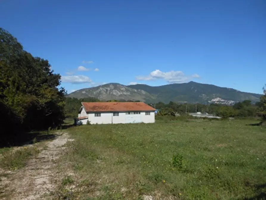 Immagine 9 di Capannone industriale in vendita  a Marzano Appio