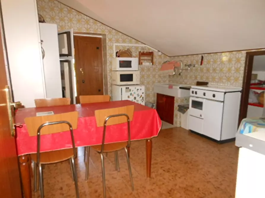 Immagine 10 di Villa in vendita  a Marzano Appio