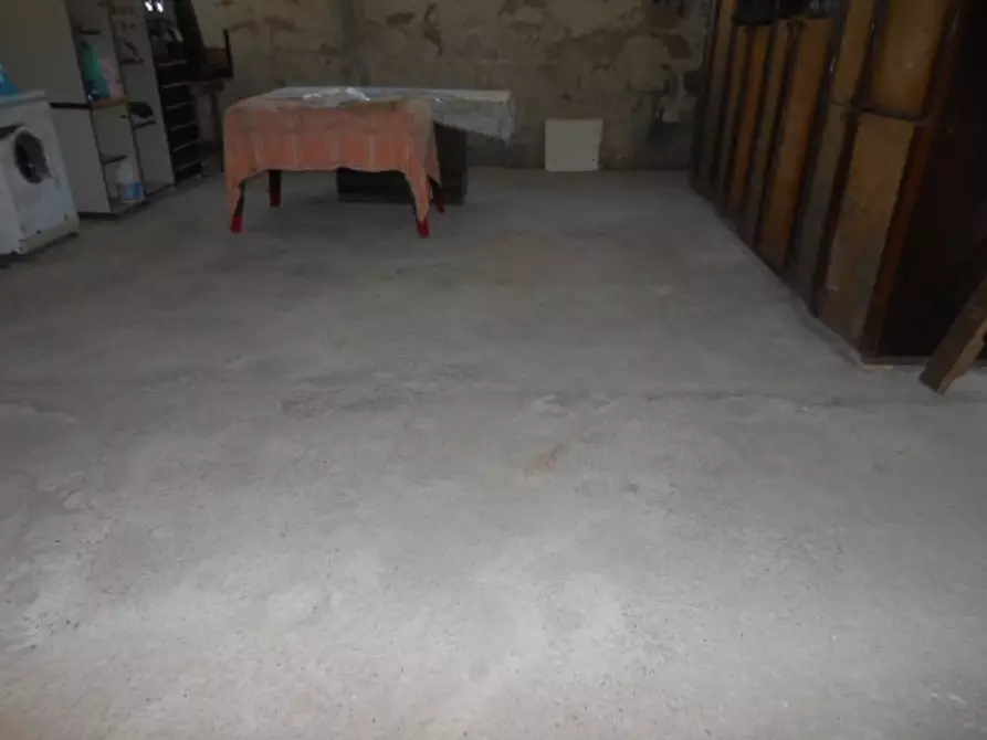 Immagine 19 di Villa in vendita  a Marzano Appio