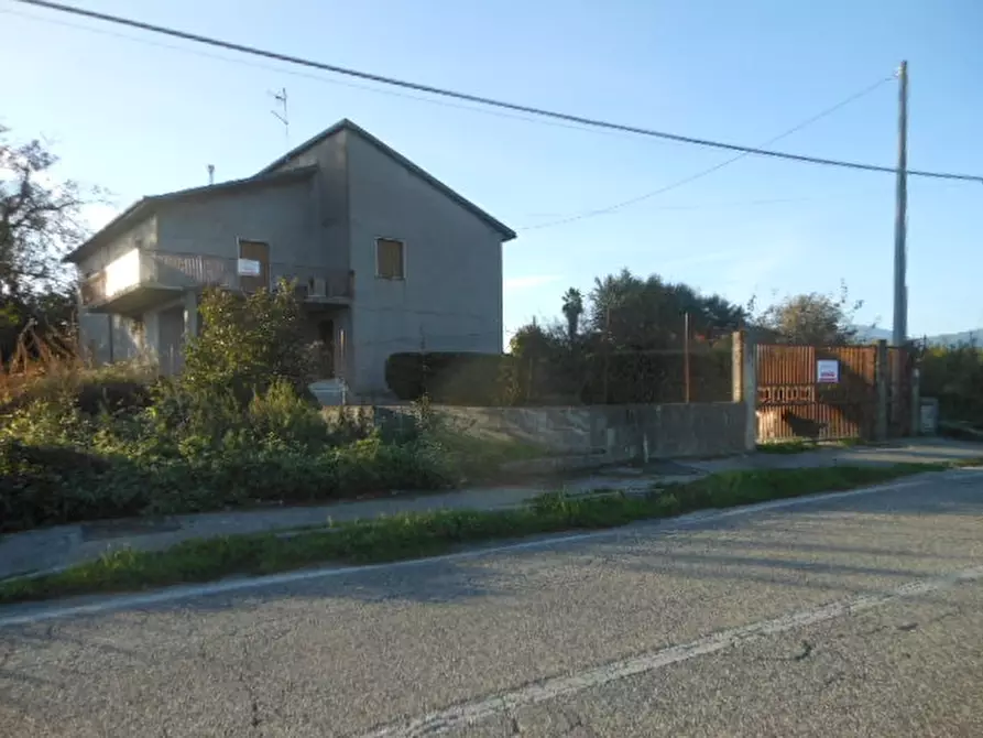 Immagine 3 di Casa indipendente in vendita  a Caianello