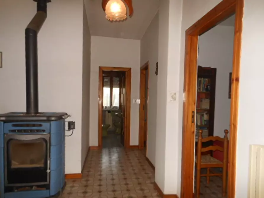 Immagine 9 di Casa indipendente in vendita  a Caianello