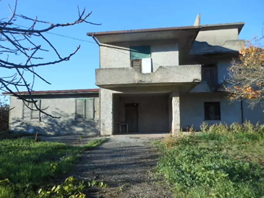 Immagine 2 di Casa indipendente in vendita  a Rocchetta E Croce