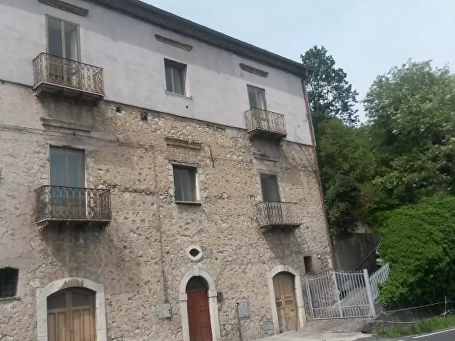 Immagine 1 di Casa indipendente in vendita  a Sesto Campano