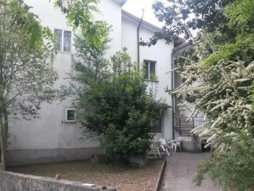Immagine 5 di Casa indipendente in vendita  a Sesto Campano