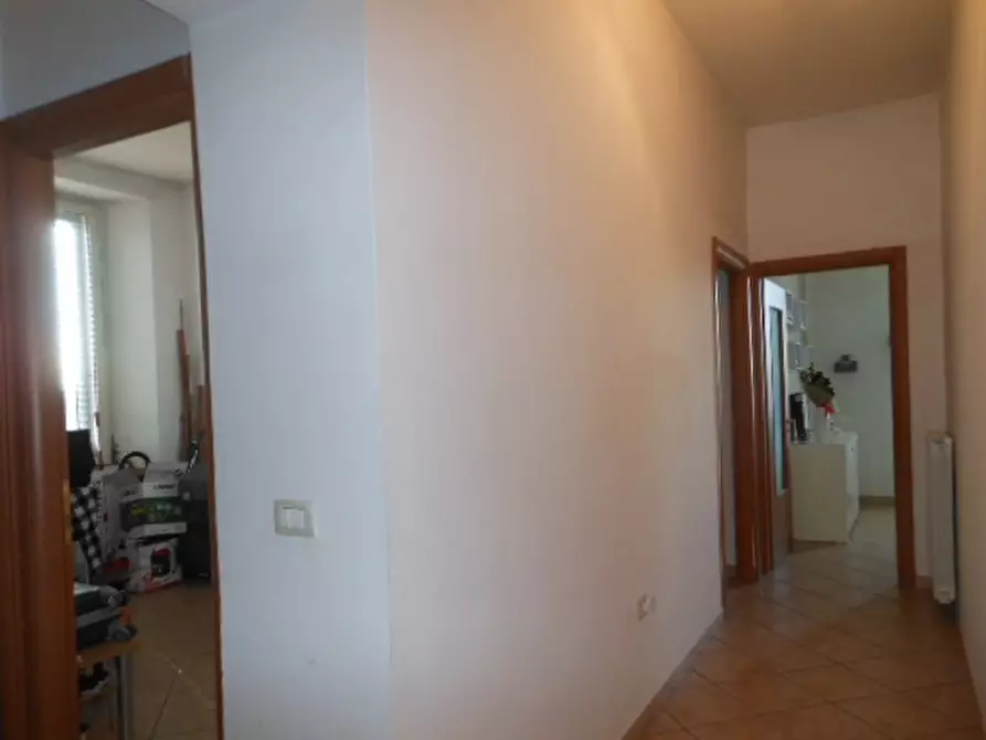 Immagine 6 di Appartamento in vendita  a Vairano Patenora