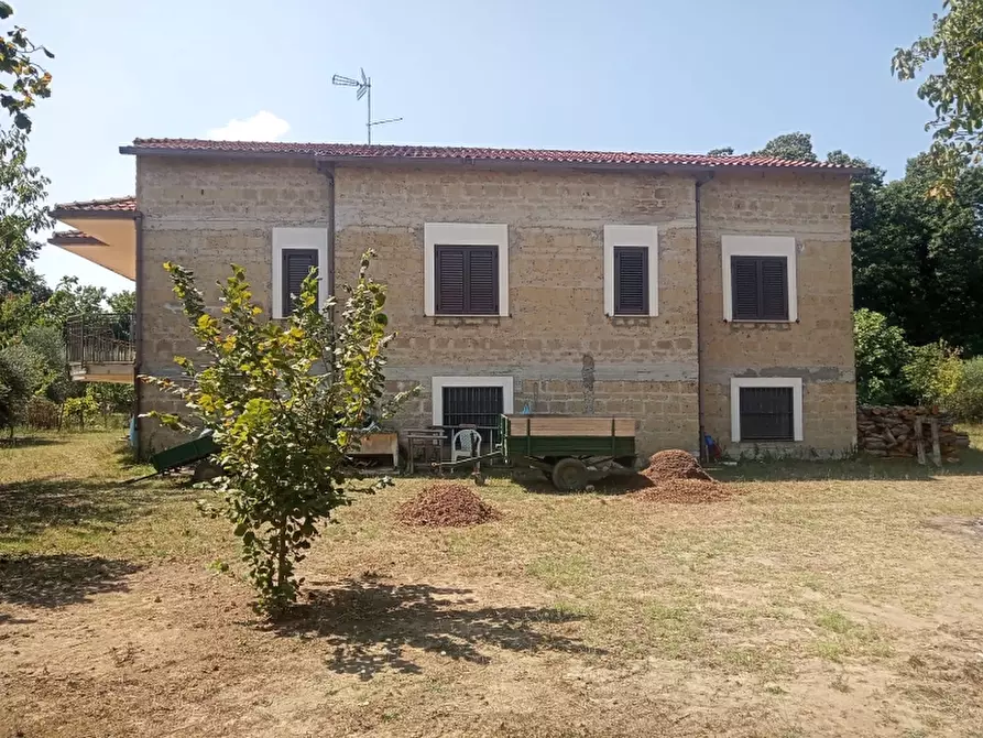 Immagine 1 di Casa indipendente in vendita  a Caianello