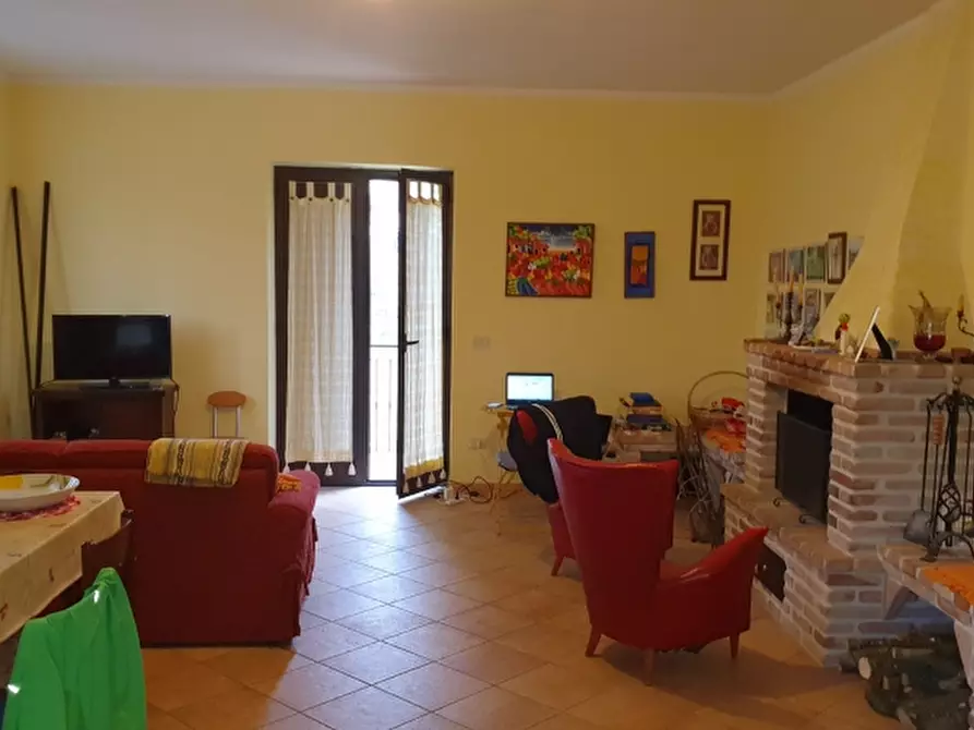 Immagine 19 di Casa indipendente in vendita  a Caianello