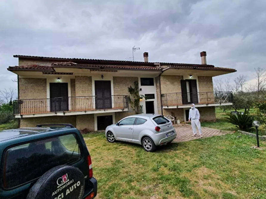Immagine 38 di Casa indipendente in vendita  a Caianello