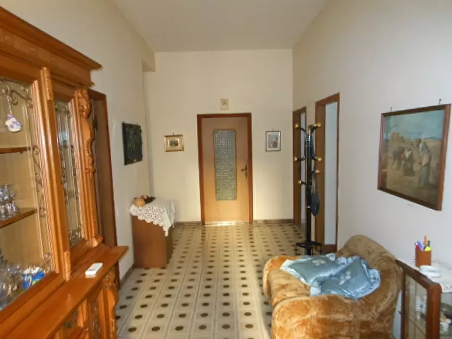 Immagine 7 di Casa indipendente in vendita  a Vairano Patenora