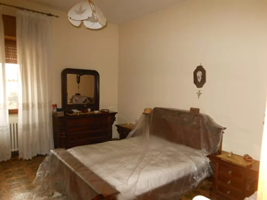 Immagine 8 di Casa indipendente in vendita  a Vairano Patenora