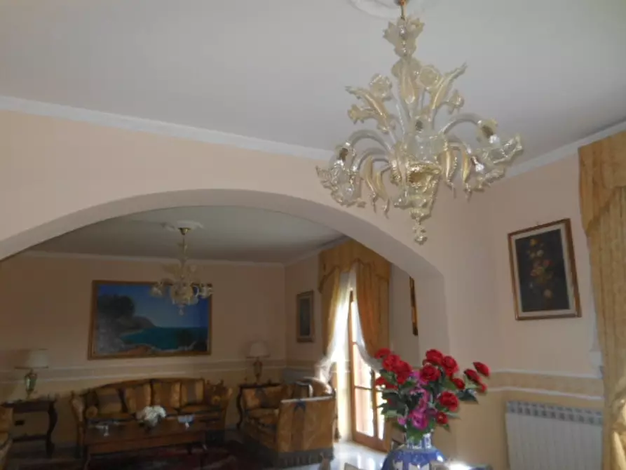 Immagine 21 di Terratetto in vendita  a Marzano Appio