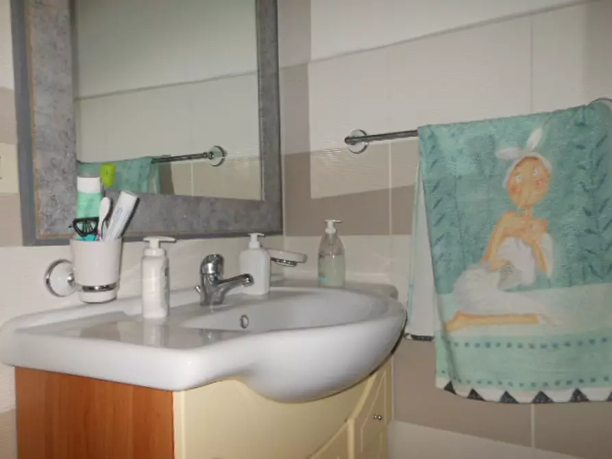 Immagine 16 di Casa indipendente in vendita  in VIA PENDINO 45 a Galluccio