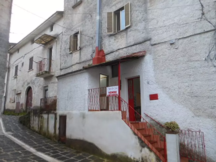 Immagine 2 di Casa indipendente in vendita  in VIA PENDINO 45 a Galluccio