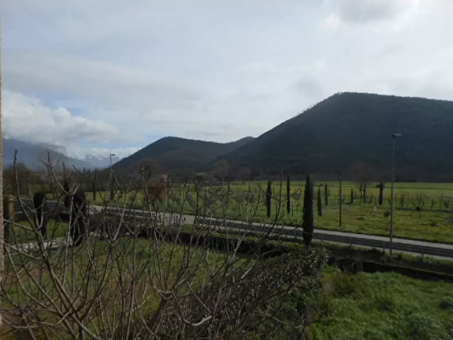 Immagine 8 di Casa indipendente in vendita  a Pietravairano
