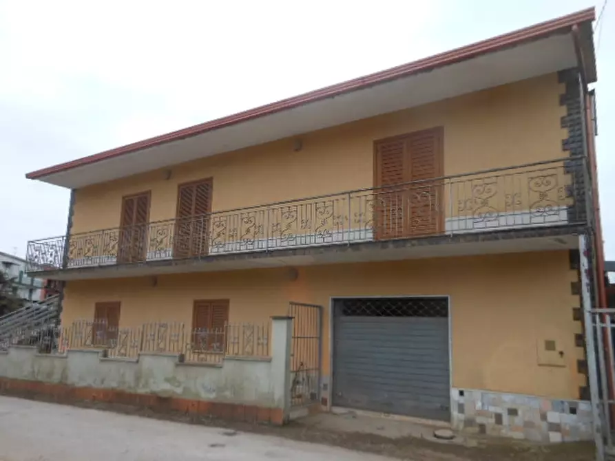 Immagine 23 di Casa indipendente in vendita  a Teano