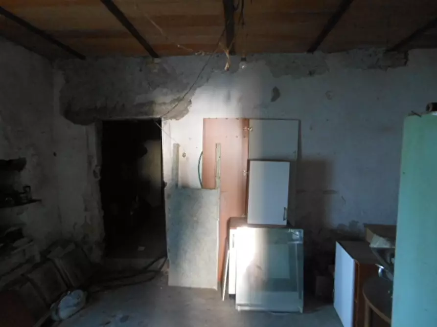 Immagine 16 di Casa indipendente in vendita  a Ailano