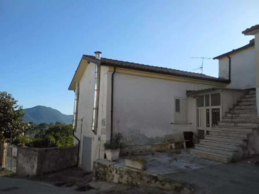 Immagine 20 di Casa indipendente in vendita  a Ailano