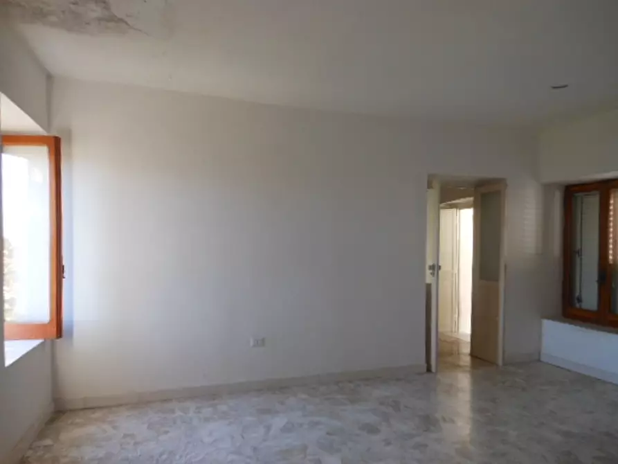 Immagine 10 di Casa indipendente in vendita  a Ailano