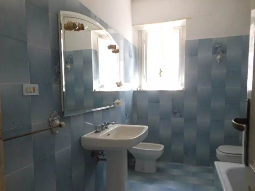 Immagine 10 di Casa indipendente in vendita  a Conca Della Campania