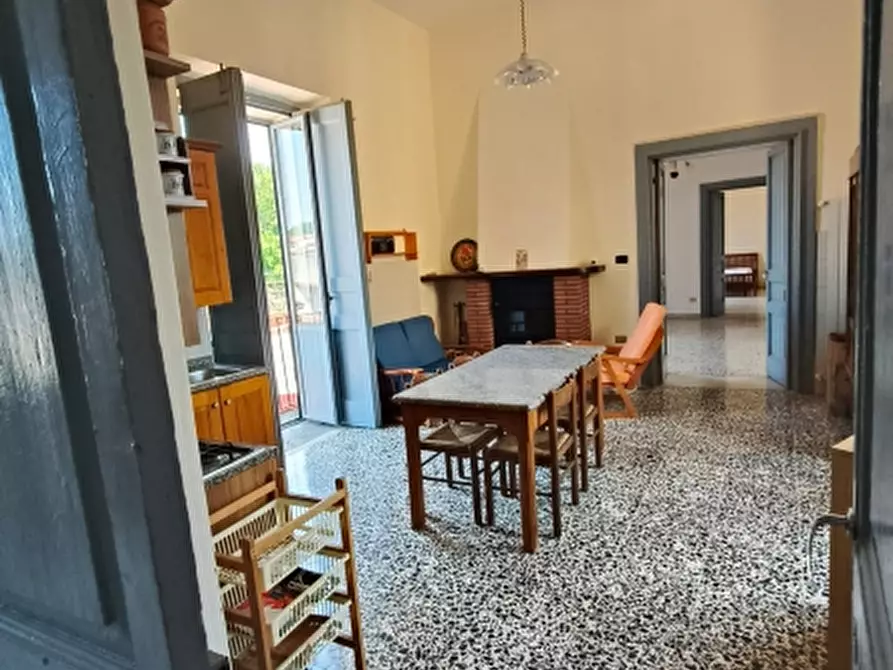 Immagine 13 di Appartamento in vendita  a Teano