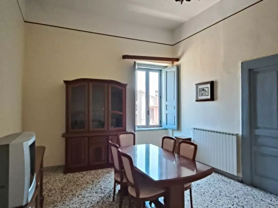 Immagine 16 di Appartamento in vendita  a Teano