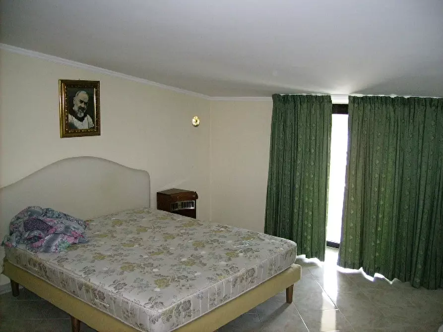 Immagine 11 di Attico in vendita  in Via Napoli a Vairano Patenora