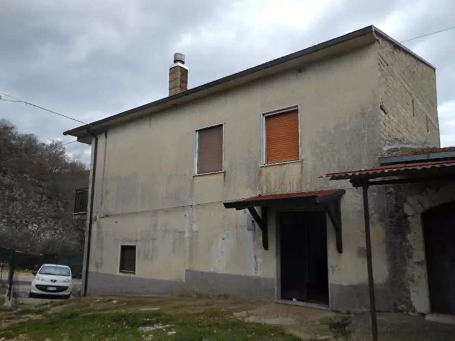 Immagine 2 di Casa indipendente in vendita  in VIA TAURUTA a Sesto Campano