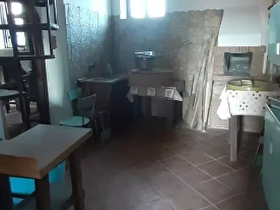 Immagine 23 di Terratetto in vendita  a Teano