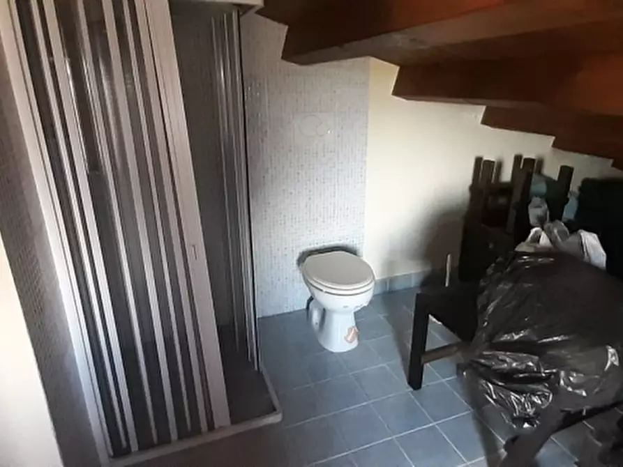 Immagine 9 di Terratetto in vendita  a Teano