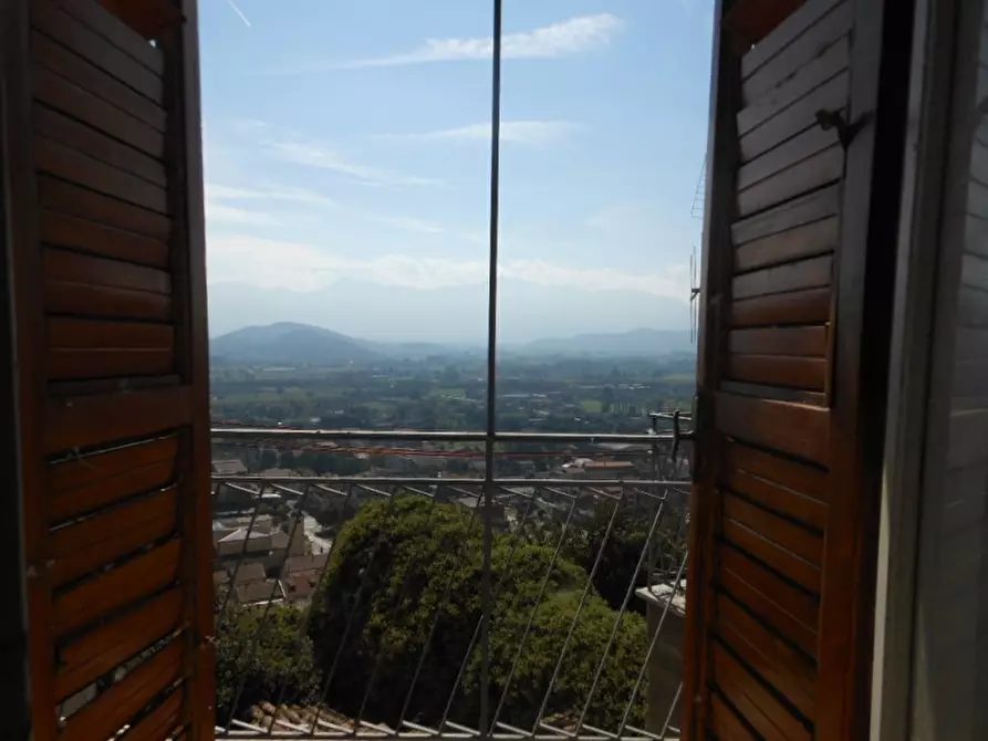 Immagine 18 di Porzione di casa in vendita  a Pietravairano