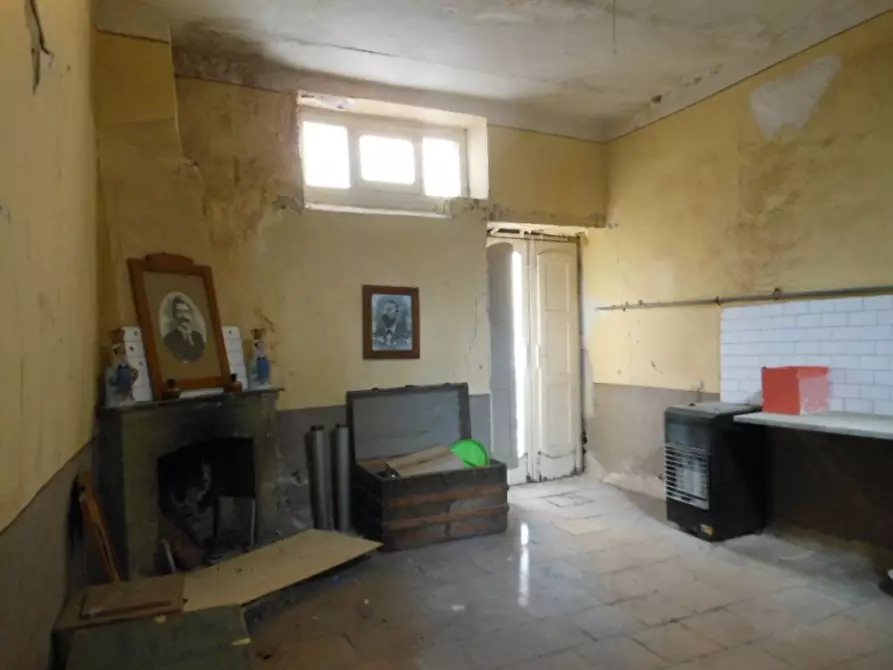 Immagine 23 di Porzione di casa in vendita  a Pietravairano