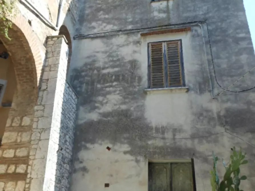 Immagine 4 di Porzione di casa in vendita  a Pietravairano