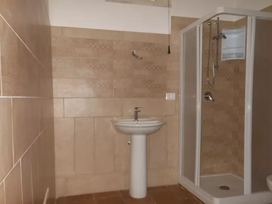 Immagine 6 di Villa in vendita  a Pietravairano