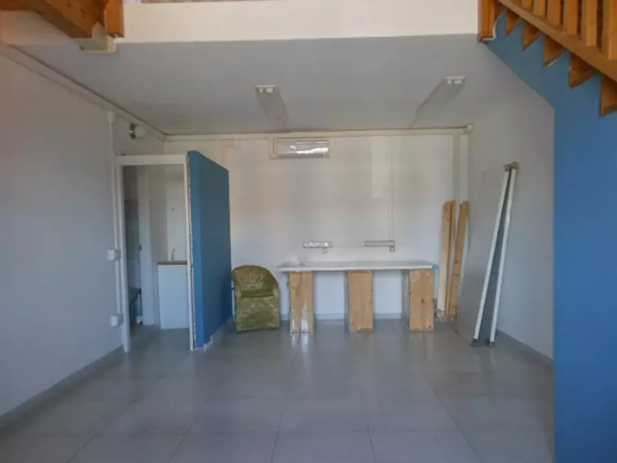 Immagine 2 di Appartamento in vendita  a Vairano Patenora