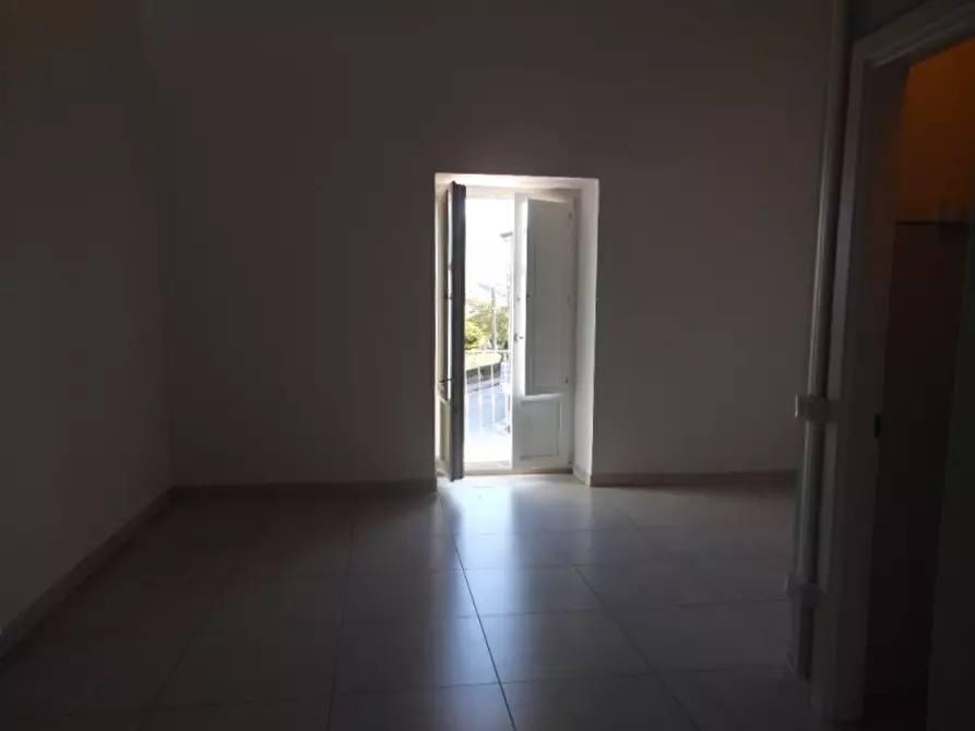 Immagine 12 di Appartamento in vendita  a Vairano Patenora