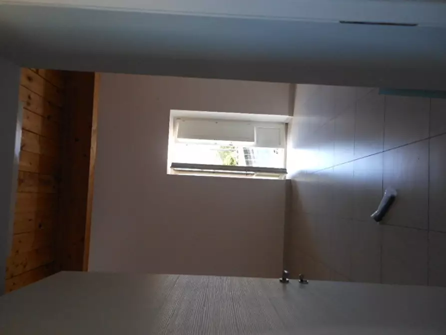 Immagine 21 di Appartamento in vendita  a Vairano Patenora