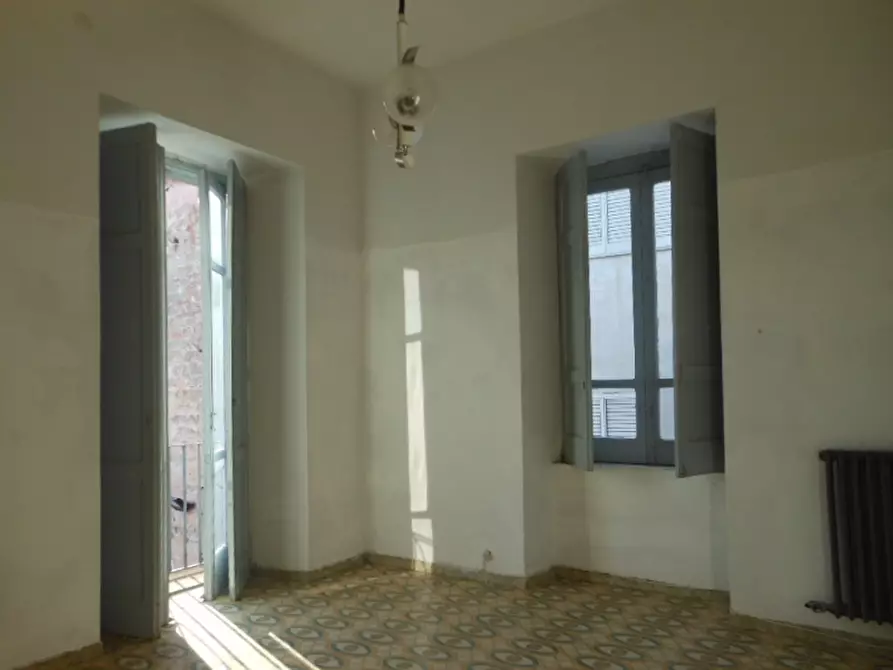 Immagine 24 di Appartamento in vendita  a Teano