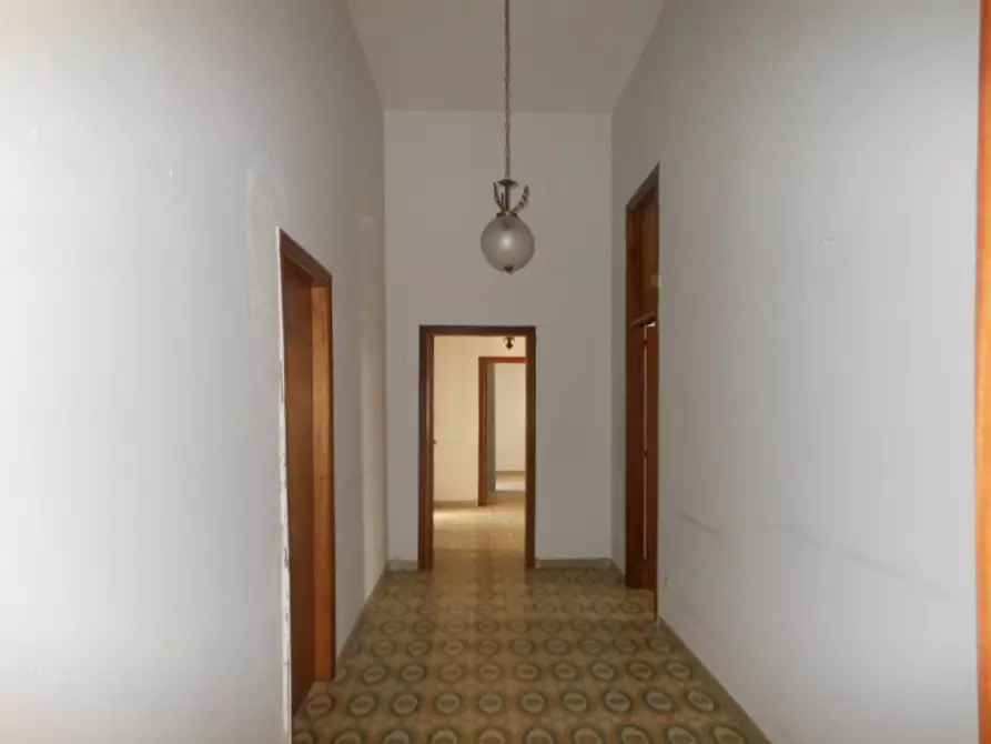 Immagine 4 di Appartamento in vendita  a Teano