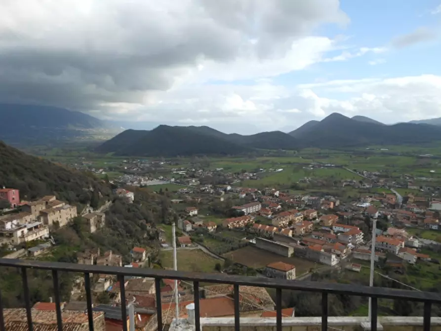 Immagine 13 di Appartamento in vendita  a Pietravairano