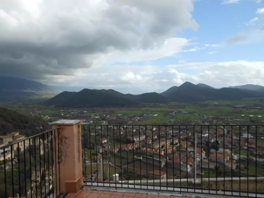 Immagine 6 di Appartamento in vendita  a Pietravairano