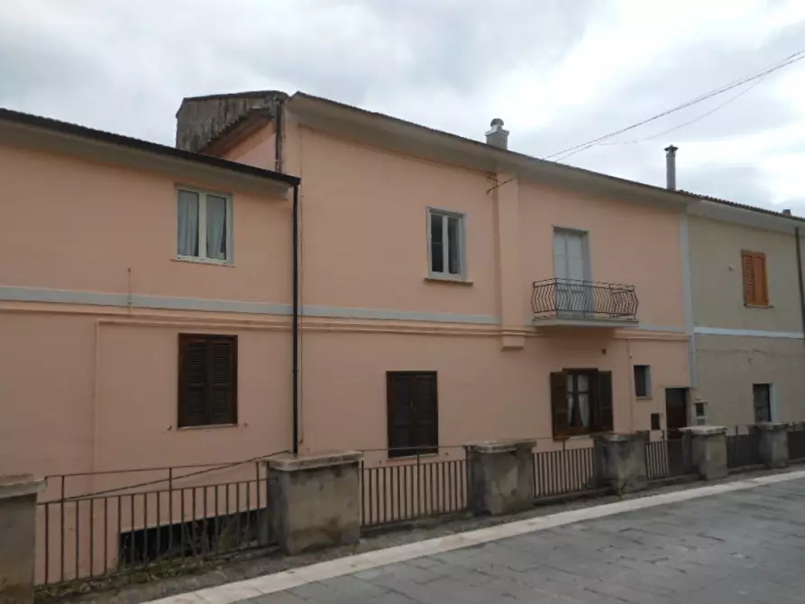 Immagine 7 di Appartamento in vendita  a Pietravairano