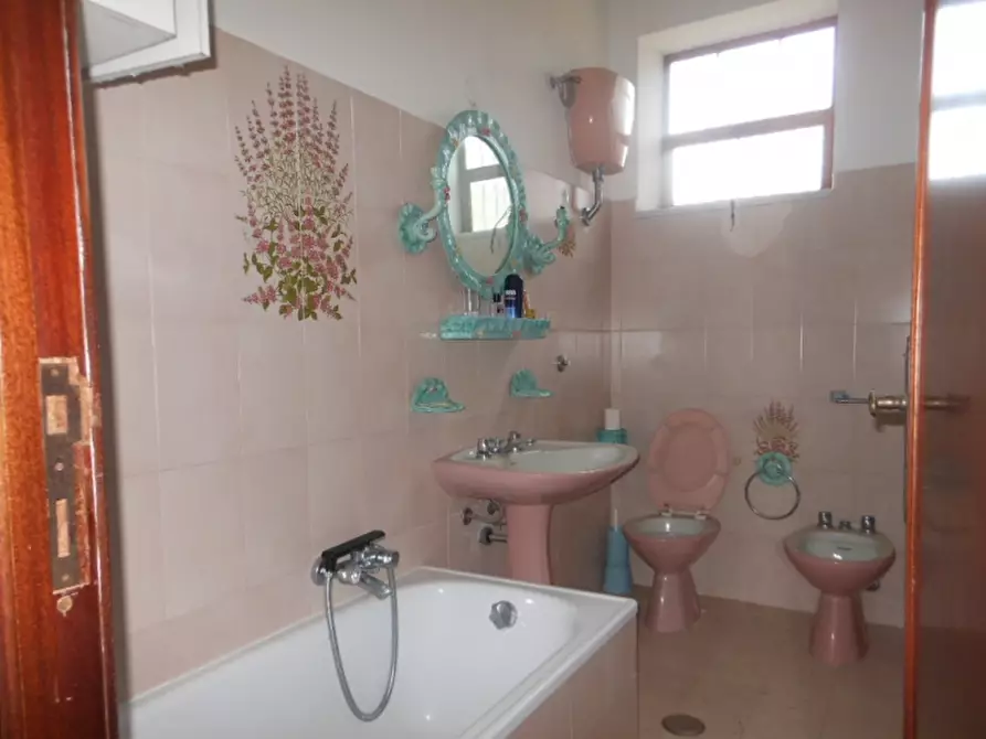 Immagine 27 di Porzione di casa in vendita  a Conca Della Campania