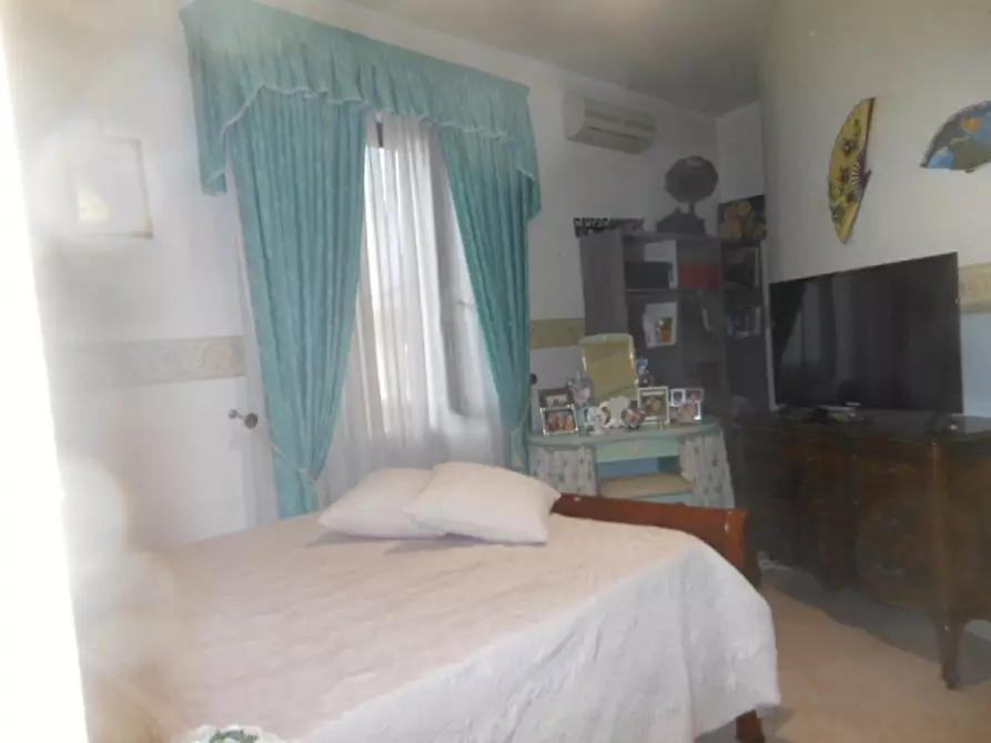 Immagine 5 di Appartamento in vendita  a Teano